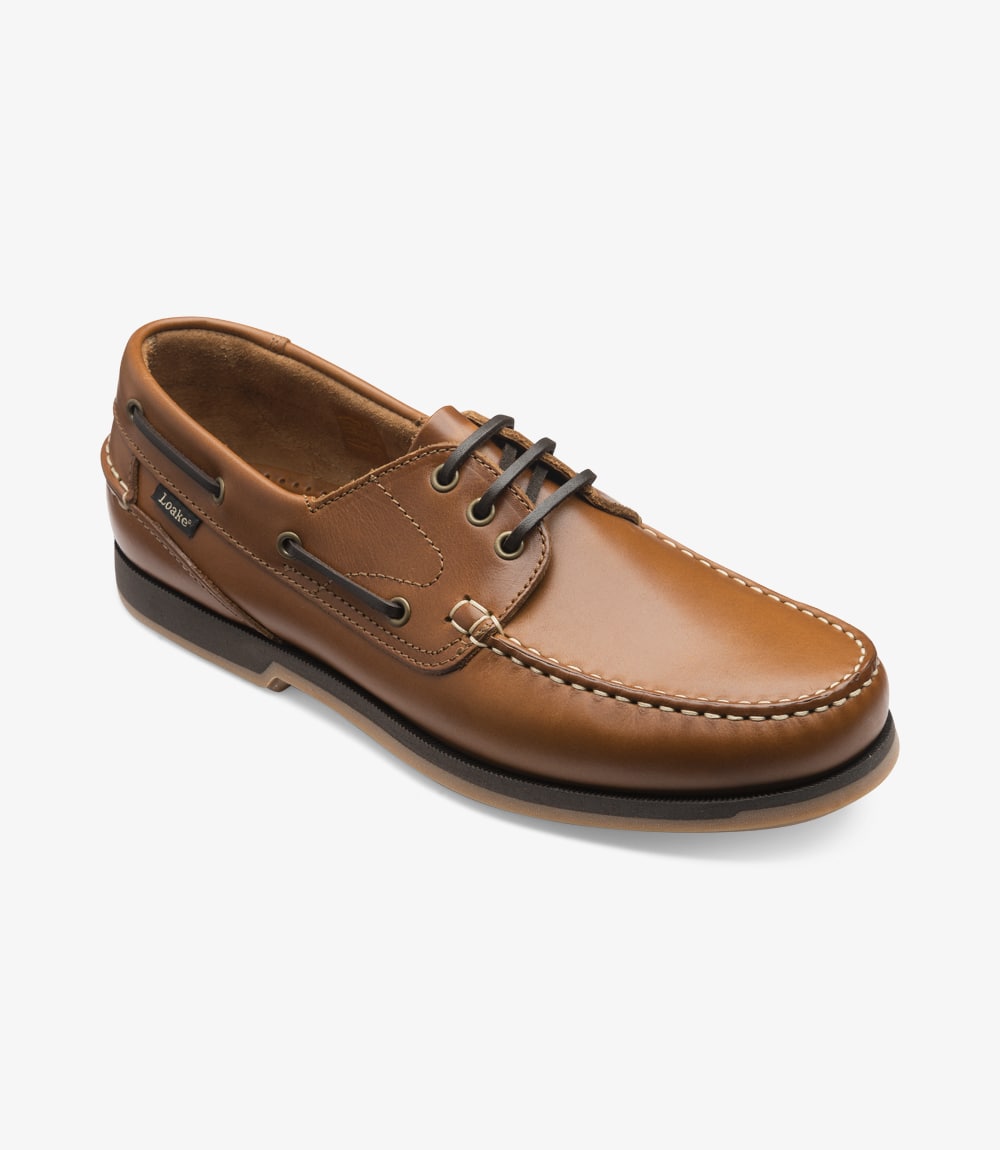 loake boat shoes 521