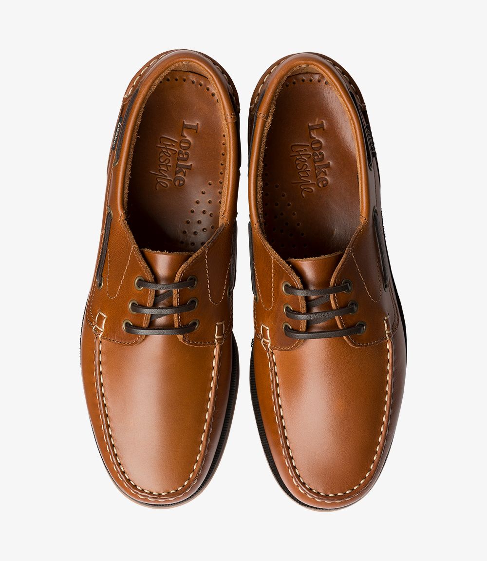 loake boat shoes 521