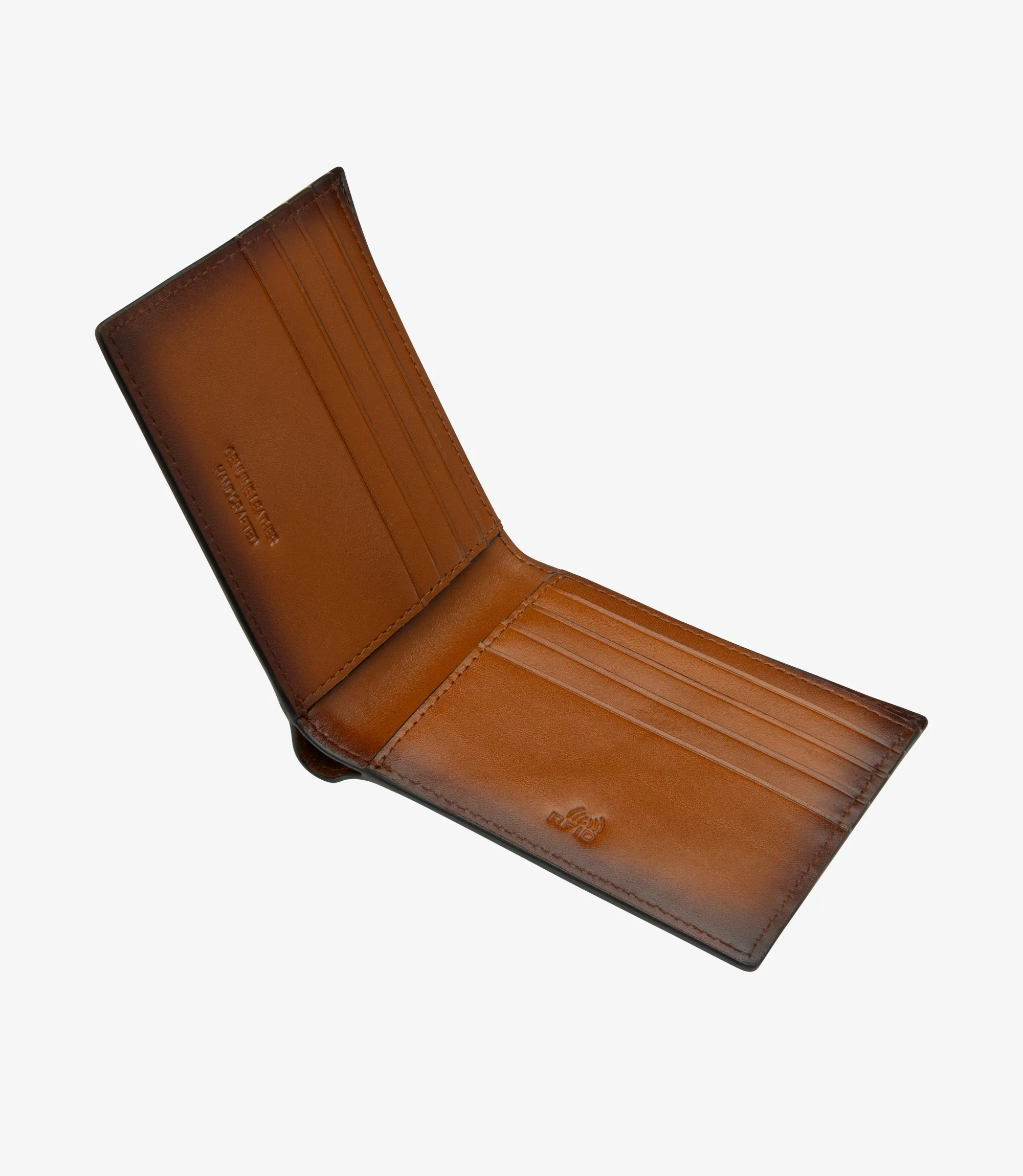 XWALLETMIDCH-ANGLE-min